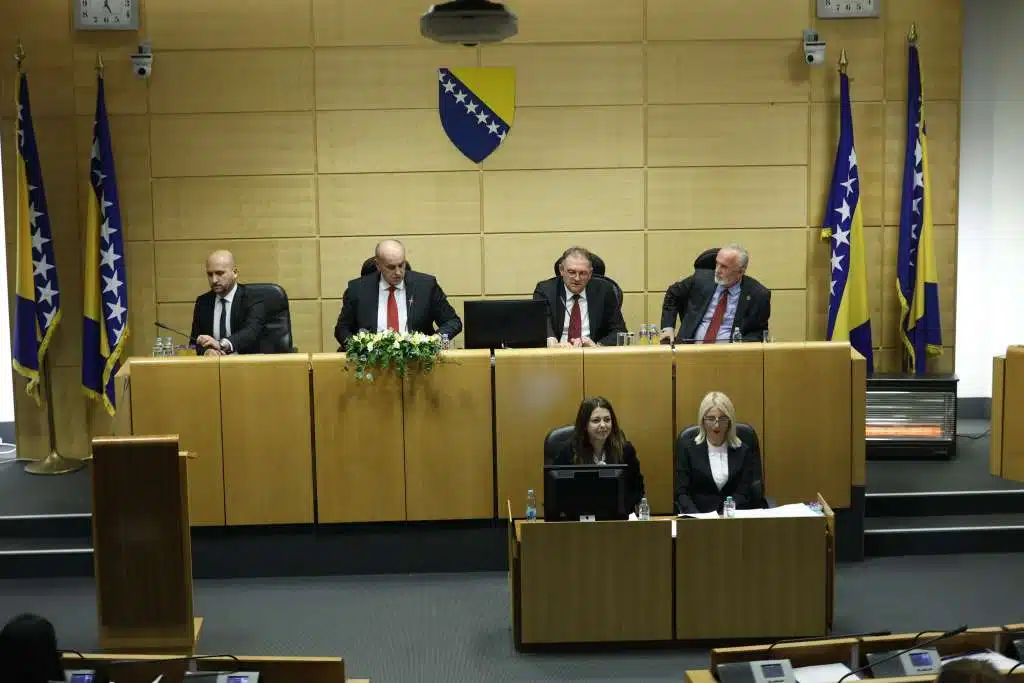 Za sutra sazvane dvije sjednice Doma naroda, ovogodišnji budžet FBiH među najavljenim temama