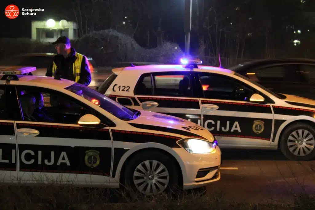Sarajevska policija jučer hapsila kradljivce i nasilnike, dvoje na osnovu potrage policije iz Istočnog Sarajeva