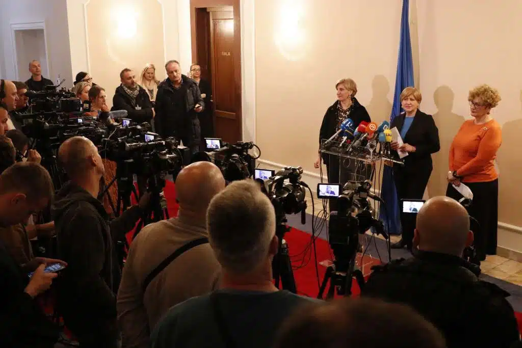 Ustavni sud BiH privremeno stavio van snage Zakon o nepokretnoj imovini RS
