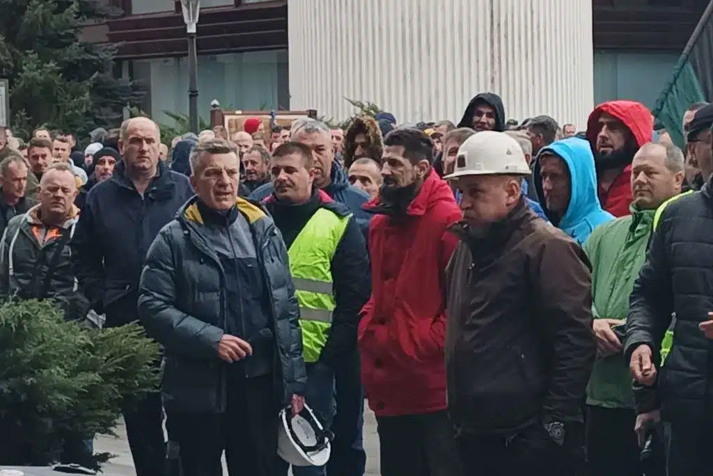 U znak solidarnosti sa zeničkim rudarima, održan štrajk upozorenja u rudnicima Elektroprivrede BiH