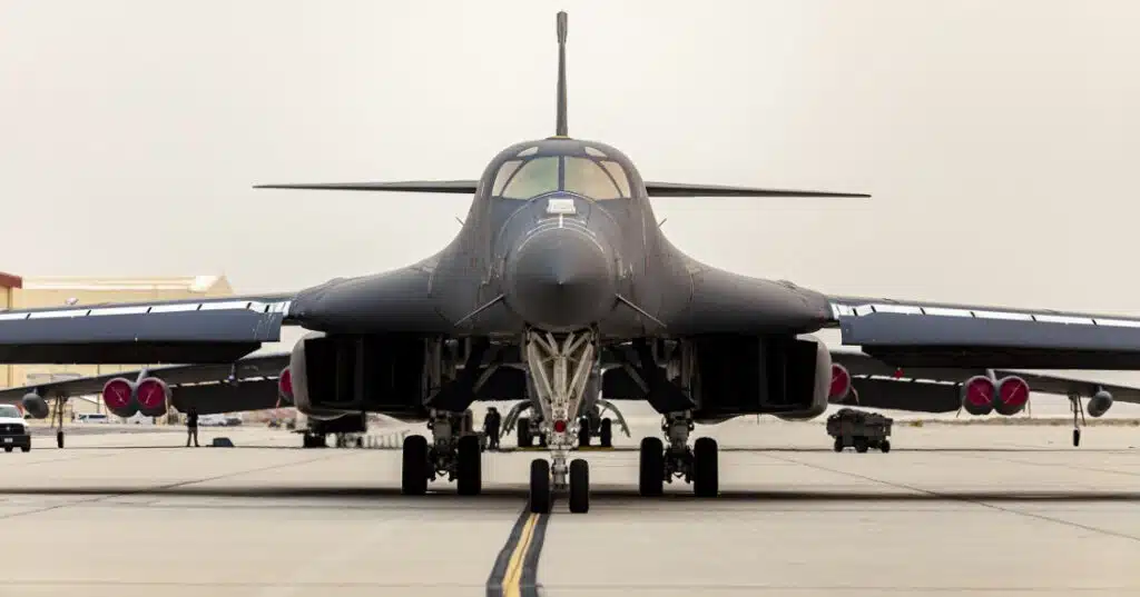 Dva B-1B Lancer bombardera SAD-a izvršit će niski prelet iznad Sarajeva