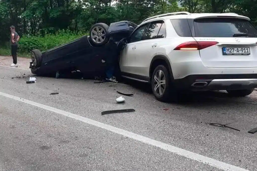 Teška nesreća kod Kladnja: Poginula jedna osoba
