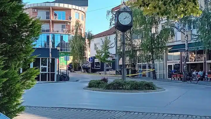 U Gradačcu trodnevna žalost nakon svirepih ubistava, najavljeni protesti u 12 sati