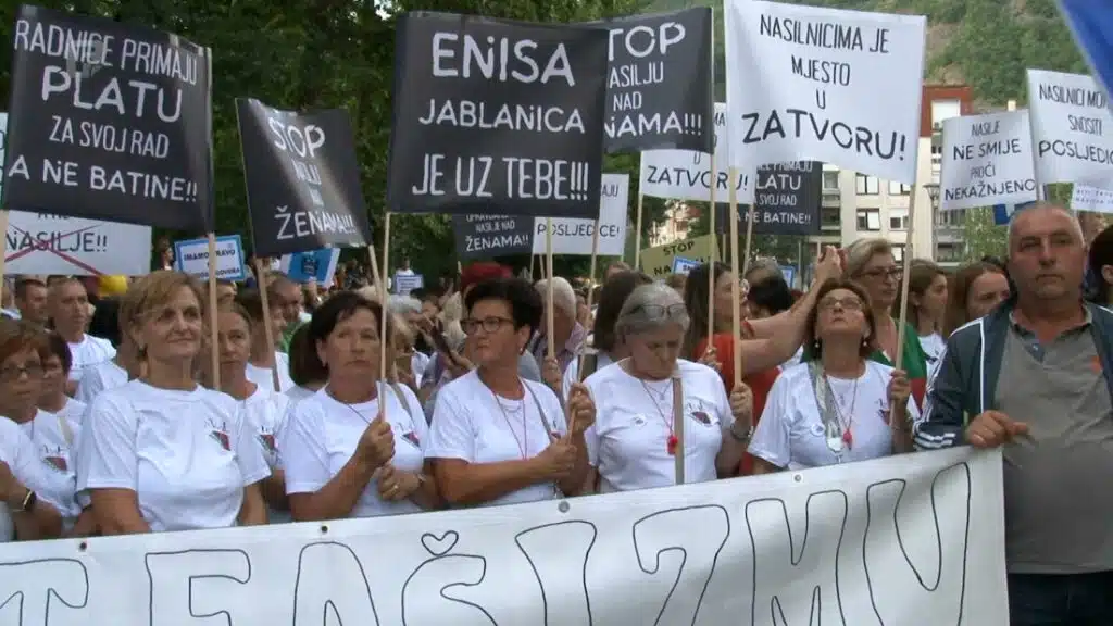 Građani u Jablanici poručili: Ne nasilju nad ženama