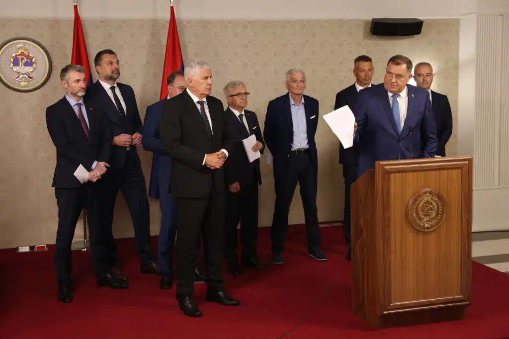 Završen sastanak vladajuće koalicije: Evo šta je dogovoreno