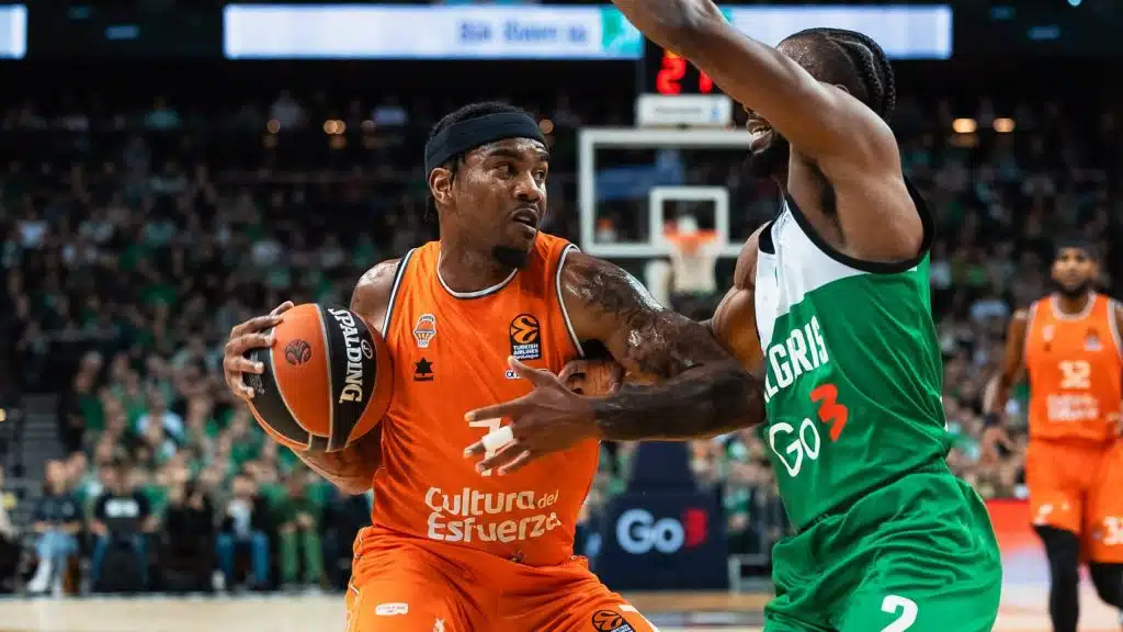EL: Valencia deklasirala Žalgiris, Jović u svom stilu (VIDEO)