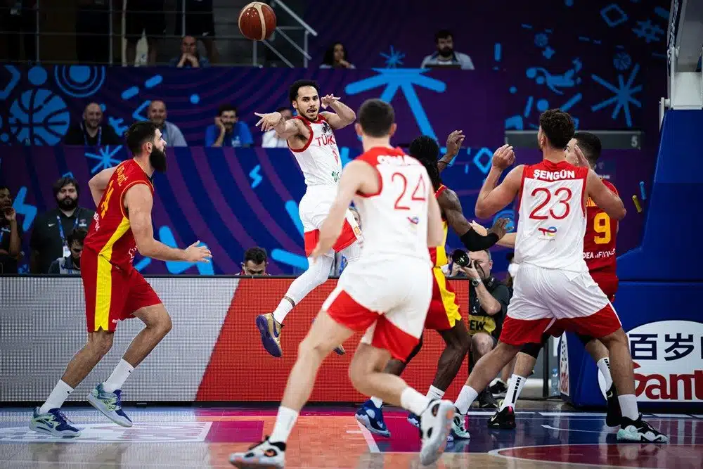 Efes poslao apel: Turci se odrekli Shanea Larkina