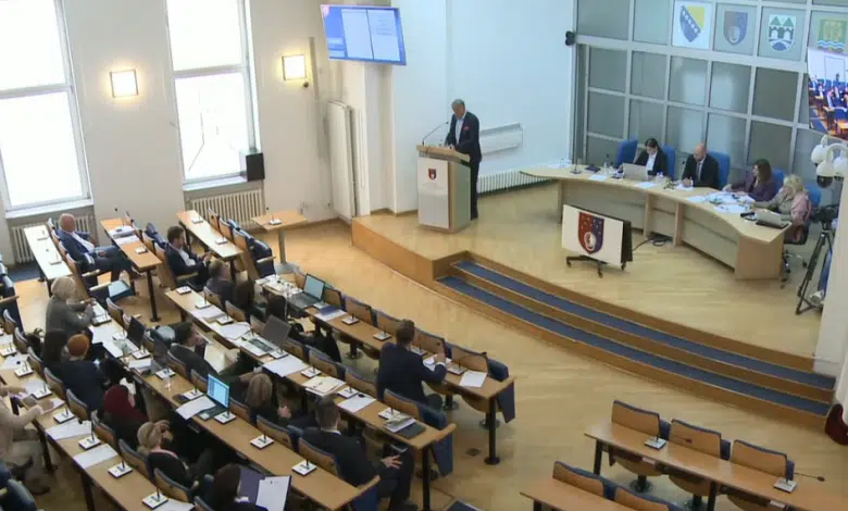 Obiman dnevni red u nastavku sjednice Skupštine KS, rasprava o komunalnoj privredi