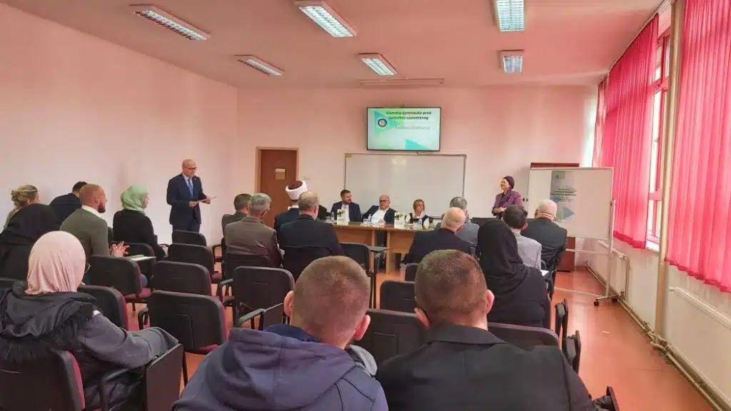 Održana panel diskusija: Islamska vjeronauka pred izazovima savremenog