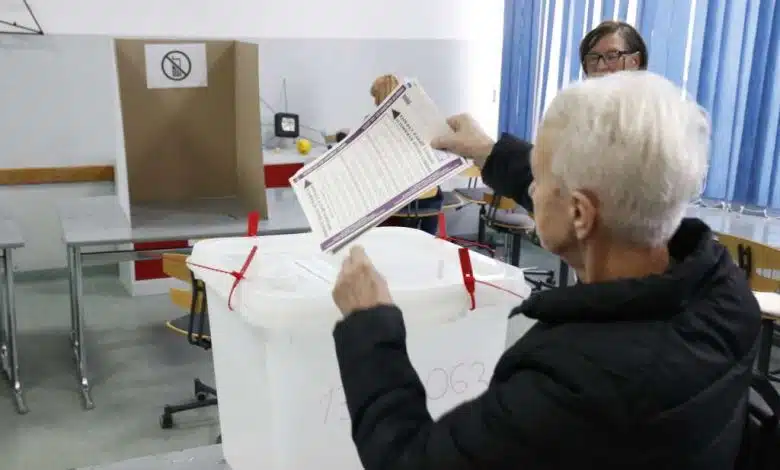 Otvorena birališta, građani biraju između Čengića i Selimbegovića za načelnika Starog Grada
