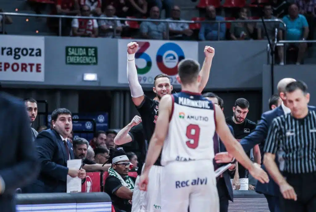 Vanja Marinković i bivši razigravač Partizana odveli Baskoniju do pobjede, Barca slavila prije dolaska u Beograd, Valencia dobila nevjerojatan dvoboj (VIDEO)
