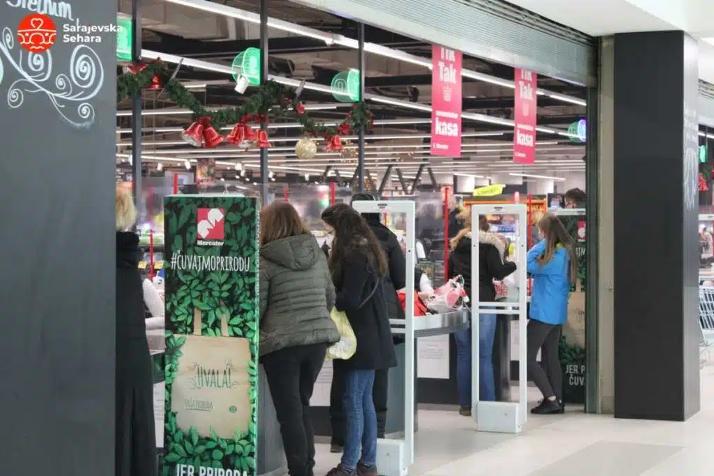 Zeničanin uhapšen zbog krađe u Mercatoru prije šest dana, utvrđeno da su već raspisane dvije potrage za njim