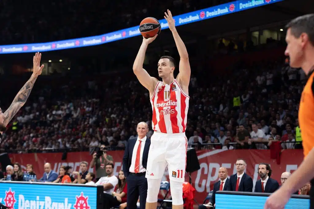 Zvezda tricama uništila Asvel na startu Eurolige!
