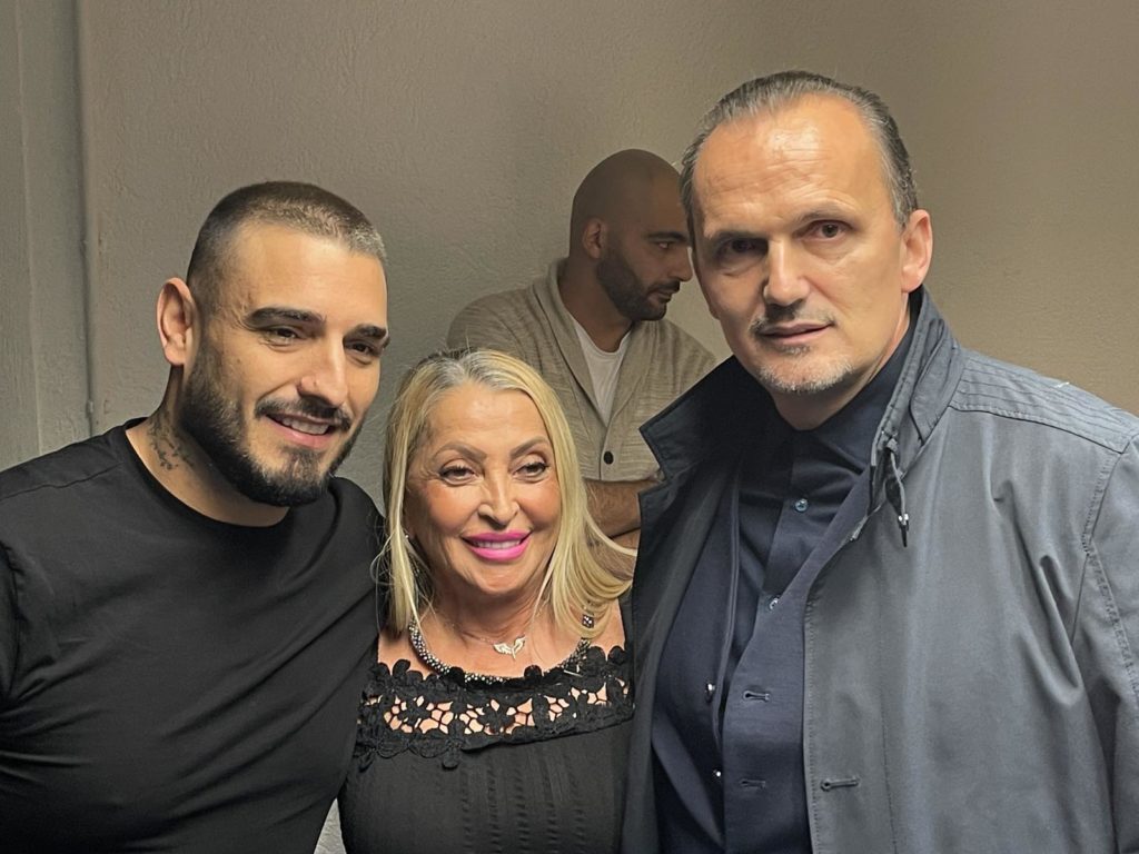 Darko, Radmila i Viktor