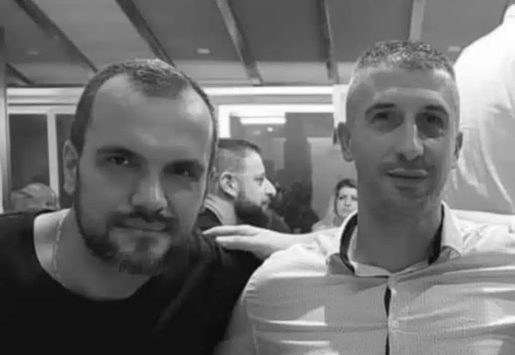 U stravičnoj nesreći poginula dvojica nogometaša, trojica se uspjela spasiti