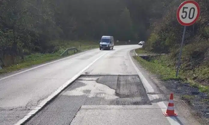 Drama na Rostovu: Muškarac se ubio pored ceste iz vatrenog oružja, policija na terenu
