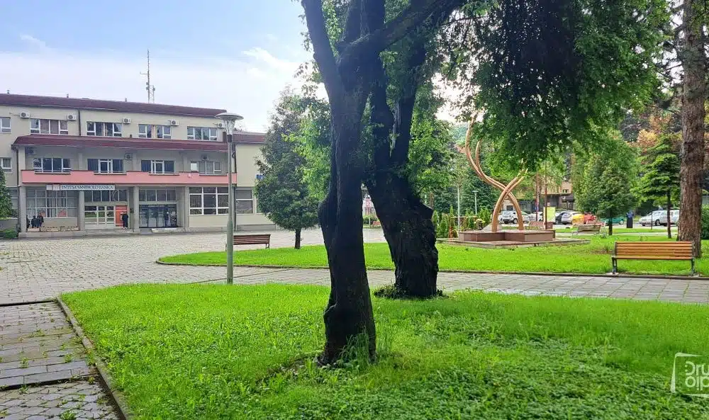 Javni natječaj za popunu radnih mjesta državnih službenika u Općini Novi Travnik