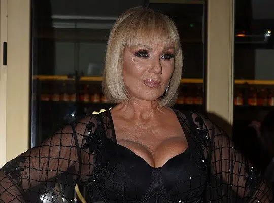 Lepa Brena otkrila šta radi pred izlazak na binu, a evo kako se snašla u svijetu biznisa