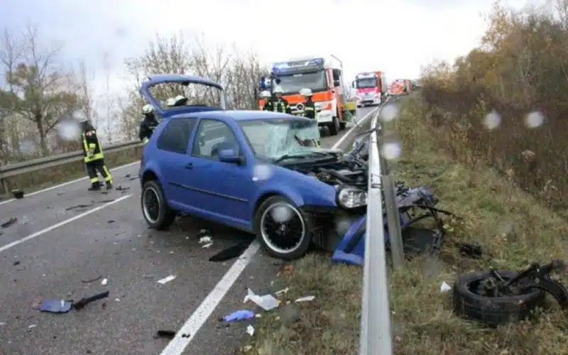 MLADIĆU (25) SE BORE ZA ŽIVOT NAKON DIREKTNOG SUDARA SA VOZAČEM IZ BIH – TNTportal.ba