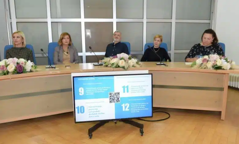 Ministrica Pavić-Pečenković na promociji Vodiča za ostvarivanje prava iz oblasti socijalne i boračko-invalidske zaštite
