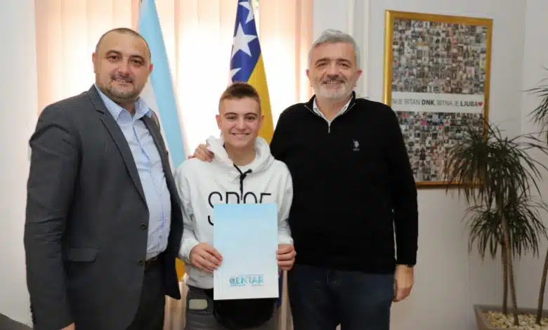 Općina Centar sufinansira troškove školarine za Afana Habibovića