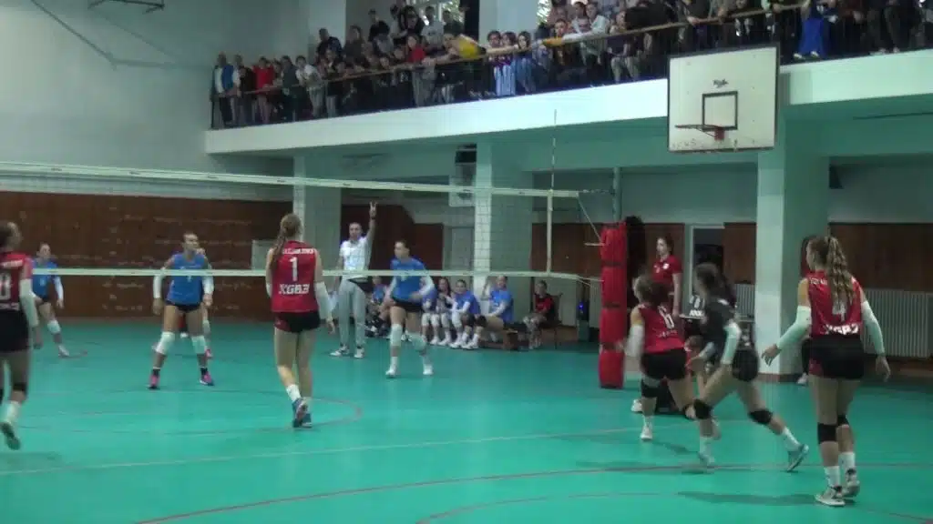 Zeničke odbojkaške ekipe upisale po jednu pobjedu i jedan poraz