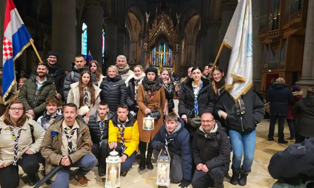 Katolički skauti iz Novog Travnika u Linzu preuzeli “Betlehemsko svjetlo mira”