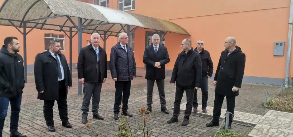 Delegacija Vlade KSB posjetila gradilište u Kruščici
