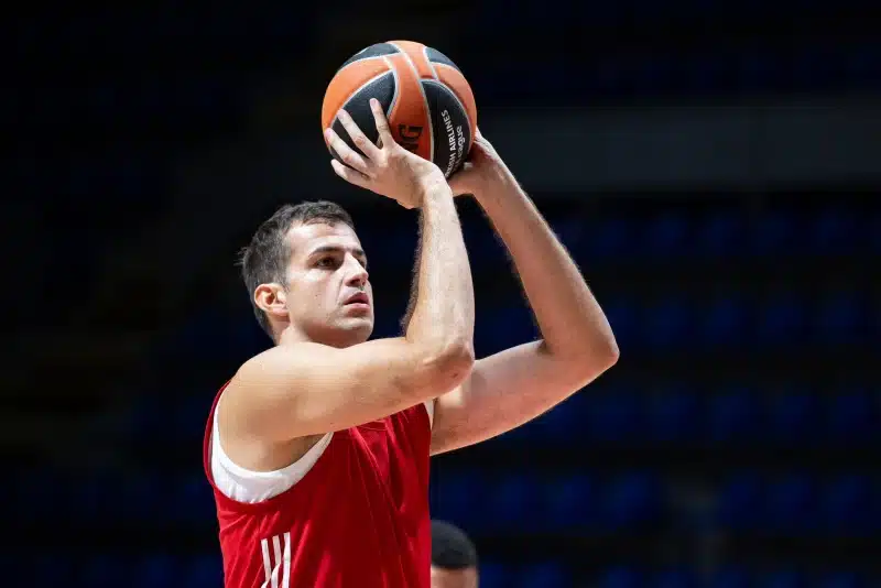 Na pragu povratka? Bjelica je bio sa Zvezdom protiv Efesa