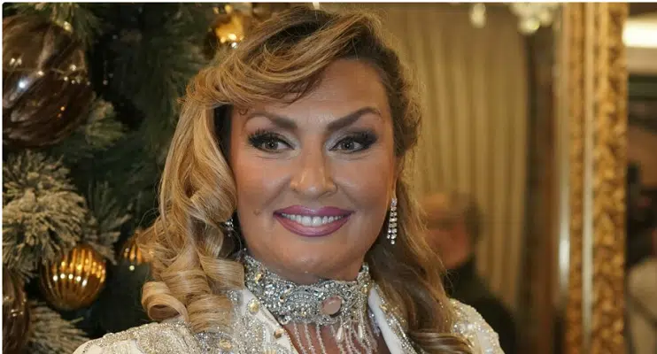 SNEKI GRMI U ŠESTOJ DECENIJI! Pjevačica pokazala izvajano tijelo