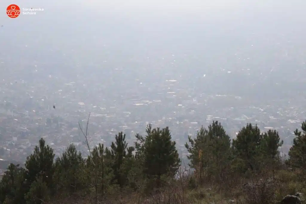 Sarajevo danas drugi najzagađeniji grad u svijetu, u svim zonama proglašena epizoda “Upozorenje”
