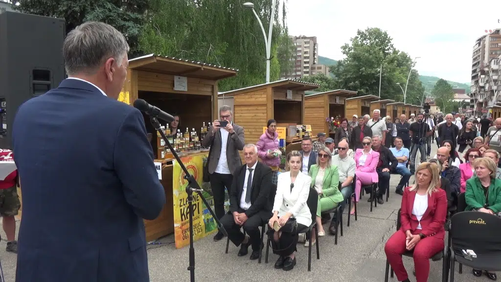 Sutra treći sajam domaćih poljoprivrednih proizvoda i prerađevina poljoprivrednih proizvođača