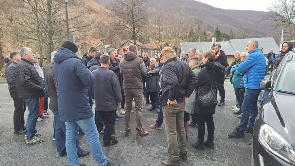 Gradonačelnik Kasumović u posjeti mjesnim zajednicama – čovjek koji sluša narod