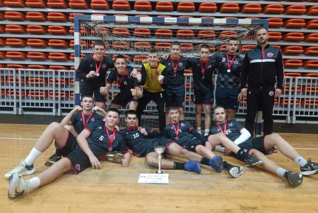 rukometni klub “nova bila “ osvojio drugo mjesto u finalu “handball cupa zenica”, igrač utakmice david šipić