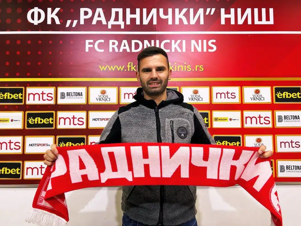 Bivši branič Crvene zvezde i reprezentacije Srbije u Radničkom!