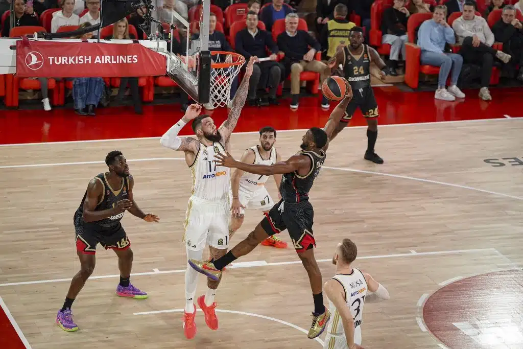 EL: Dukesi deklasirali kraljeve, Valencia bolja od Milana
