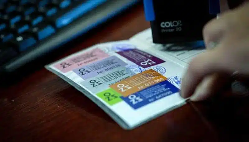 Evo kako penzioneri s minimalnom penzijom mogu preuzeti besplatne zdravstvene markice