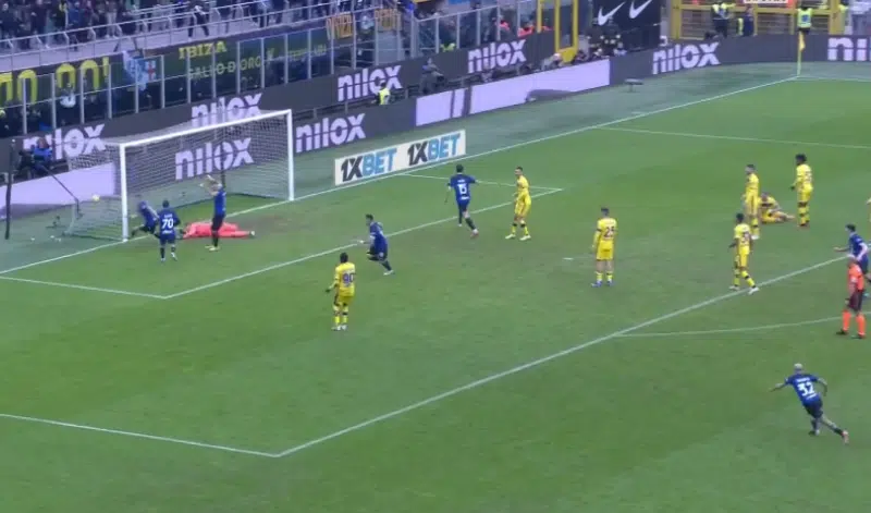 LUDILO U MILANU: Lazović pocrvenio, Inter se jedva izvukao! (VIDEO)