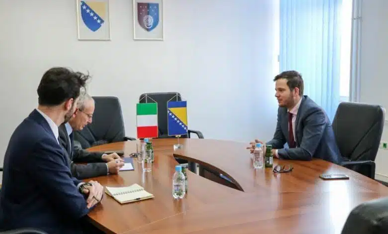 Premijer Uk i ambasador Di Ruzza o uspostavi novih aviolinija i izgradnji Muzeja Ars Aevi