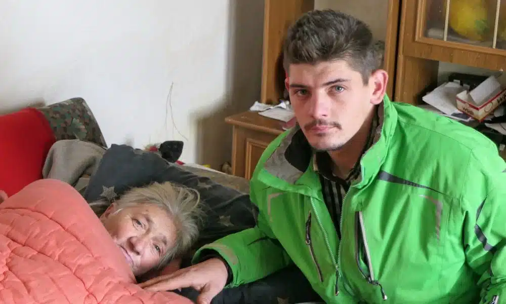 SREDNJA BOSNA: Sin brine o majci, frižider prazan, samo hranu traže