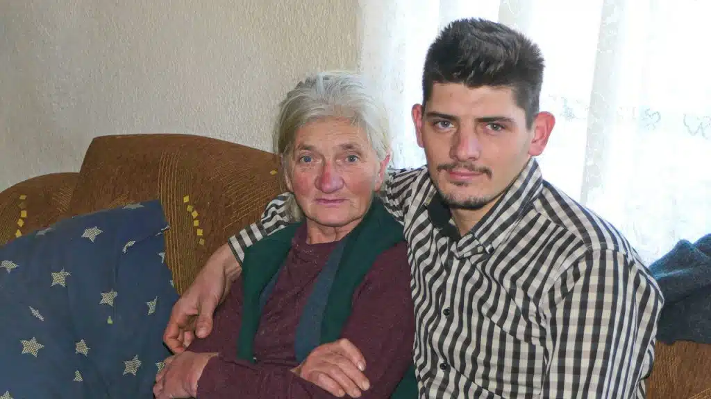 Majka više ne plače, sin nikad sretniji, život im se promijenio za 24 sata (VIDEO)