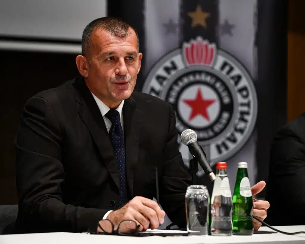 ISKRENO: Savić o Exumu, Doujeru i Lesoru