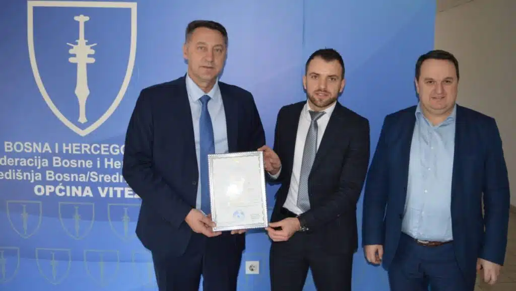 Odigran turnir „Igrajmo za Nedeljka Radića i Armina Salkića“: Vitežanima prvo mjesto, Općini Vitez zahvalnica za potporu u organizaciji