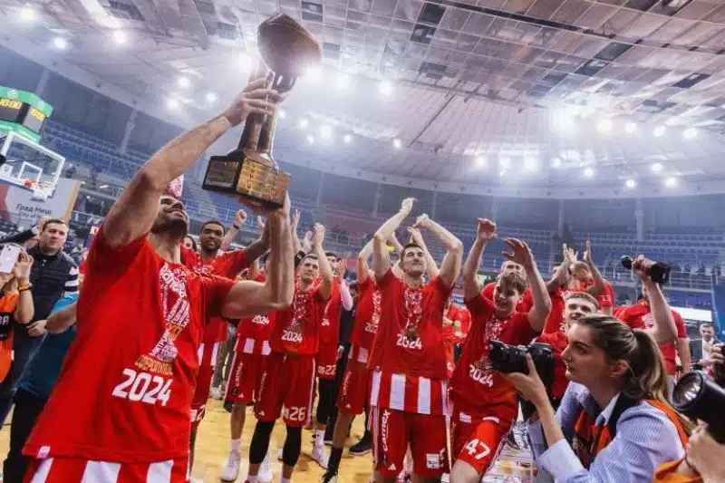 POČELA PRIČA O DRŽAVNIM PROJEKTIMA: Zvezda odmah reagirala, stigao redovan pregled primanja