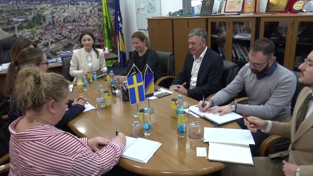 Švedska ambasadorica u BiH posjetila gradonačelnika Fuada Kasumovića