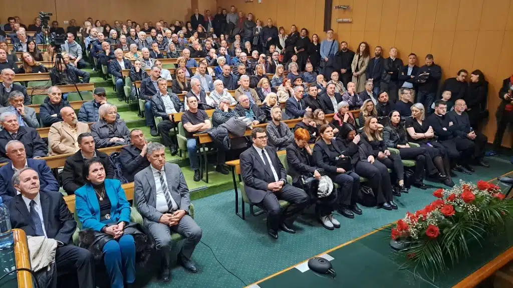 Porodica i prijatelji oprostili se od Paneta Škrbića