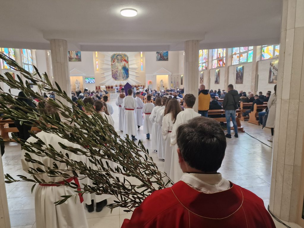 novi travnik: svečanom svetom misom proslavljena cvjetnica