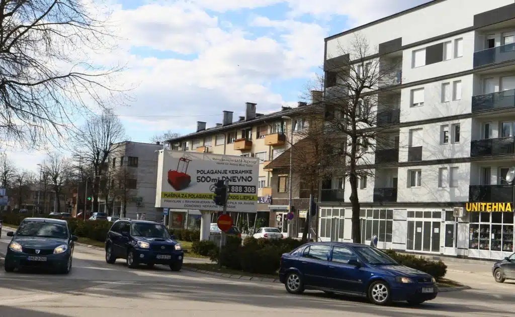 Muškarac u Tesliću aktivirao bombu ispred kuće pa povrijedio sam sebe