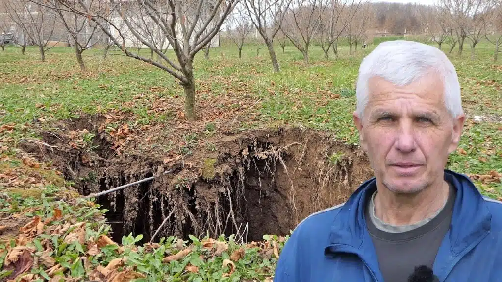 Misteriozna rupa pojavila se u Gornjem Vakufu – Uskoplju (VIDEO)