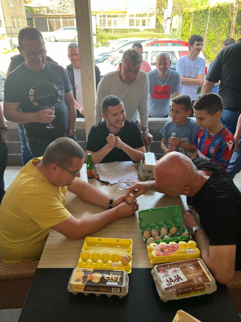 Kristijan Slipac pobjednik turnira u tucanju jaja “Putićevo 2024”